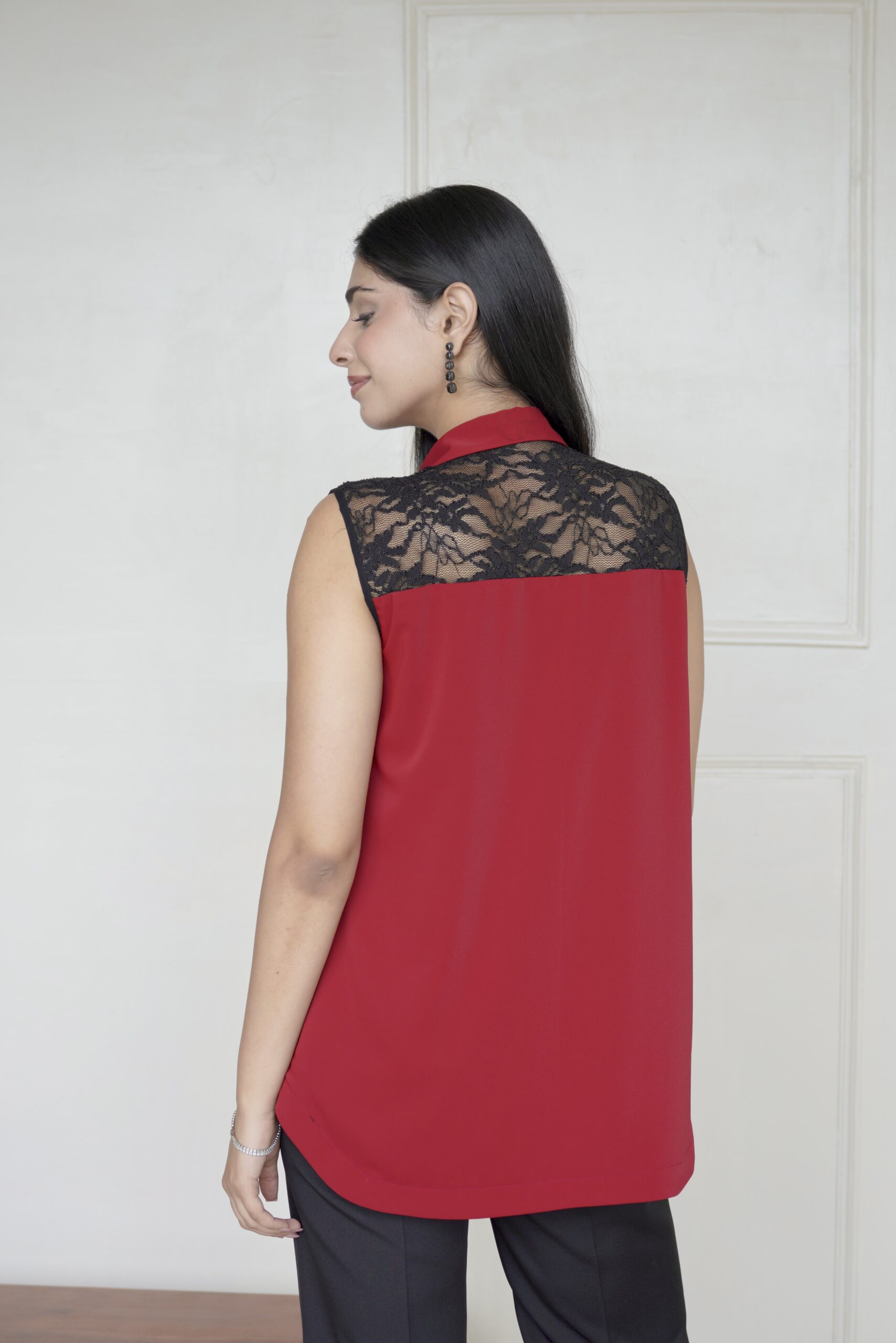 RUBY NOIR SLEEVELESS - Image 4